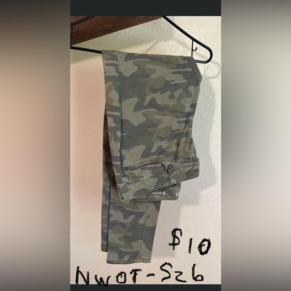 Bulk closet clean out